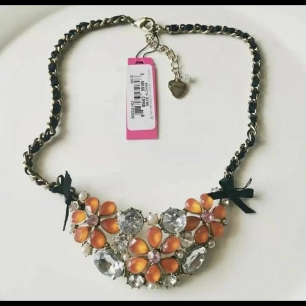 BETSEY JOHNSON Vintage Floral Bejeweled Crystal Statement Collar Necklace NWT